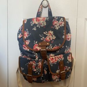 Floral Canvas Backpack 🌸💕